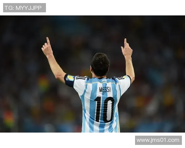 足球明星背后的阴影与追逐者的秘密故事